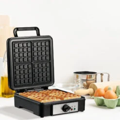 HOMCOM 4 Slice Waffle Maker W/ Deep Cooking Plate Adjustable Temperature1200W -Smart Home Appliance Store 54027490 3